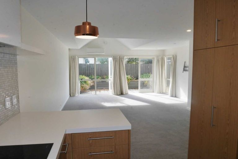 Photo of property in 6/17 Eversleigh Street, St Albans, Christchurch, 8014