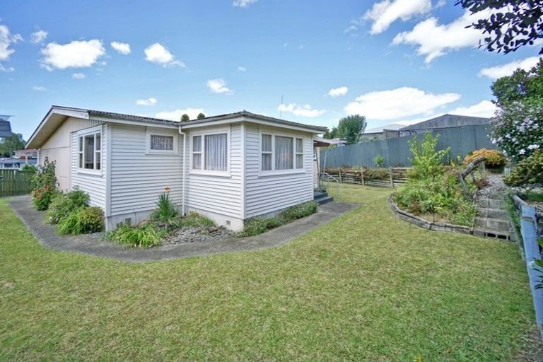 Photo of property in 15 Valley Road, Te Puke, 3119