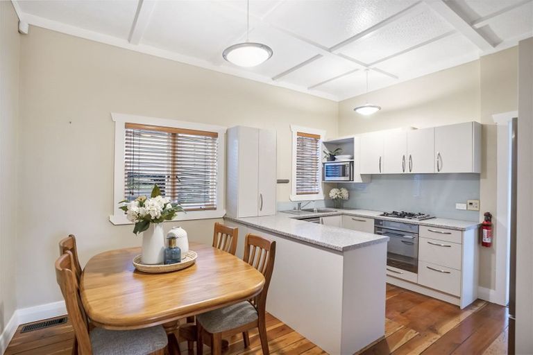 Photo of property in 32 Fergusson Avenue, Sandringham, Auckland, 1025