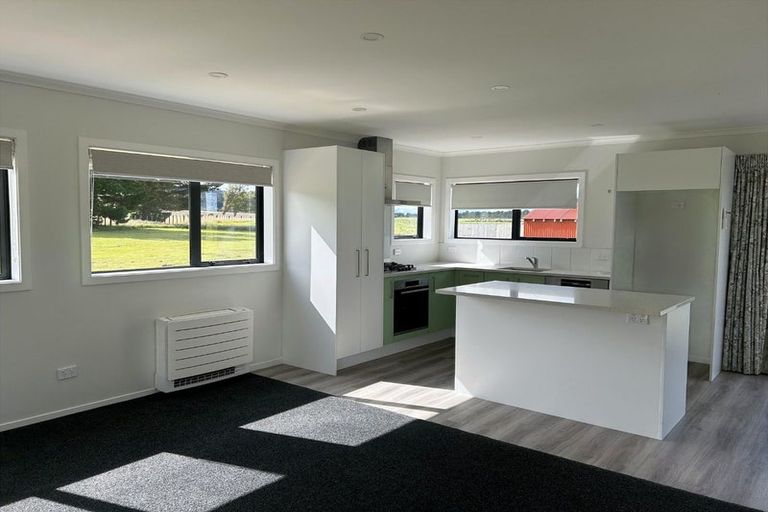 Photo of property in 370 Western Lake Road, Western Lake, Featherston, 5773