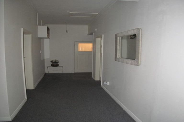 Photo of property in 15 Timaru Road, Waimate, 7924