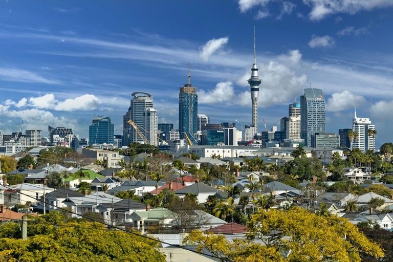 Photo of property in 2/30 Mozeley Avenue, Devonport, Auckland, 0624