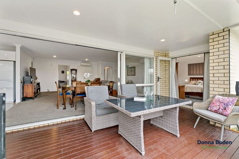 Photo of property in 3 Parsot Place, Pukekohe, 2120