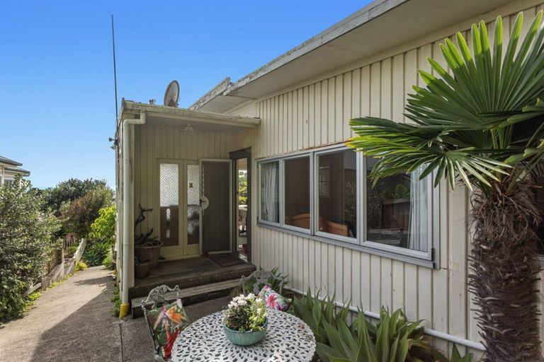 Photo of property in 244 Pohutukawa Avenue, Ohope, 3121