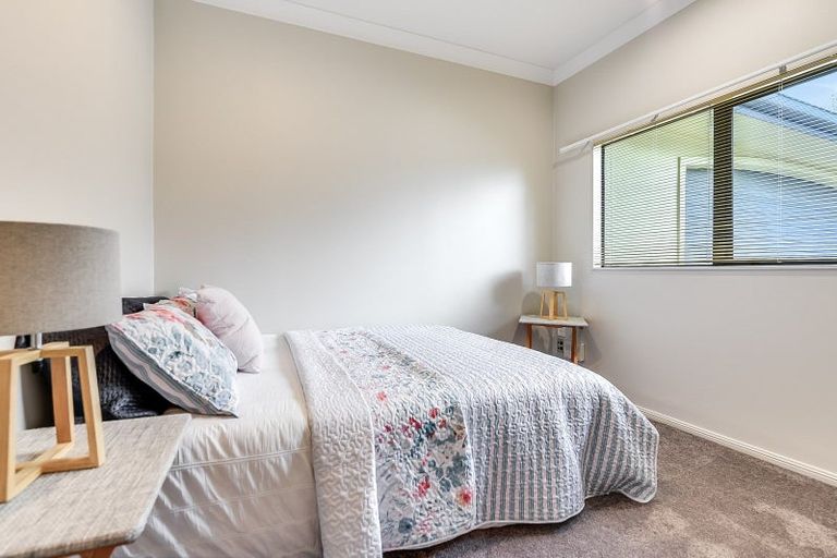 Photo of property in 52 Diomede Glade, Flagstaff, Hamilton, 3210