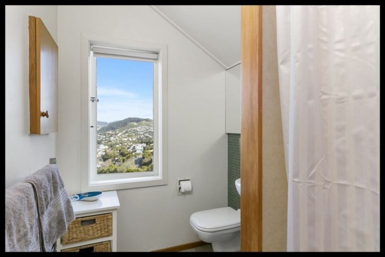 Photo of property in 4 Clive Road, Khandallah, Wellington, 6035