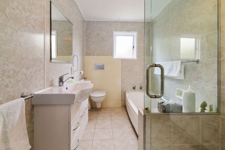 Photo of property in 12 Gwendoline Street, Glenholme, Rotorua, 3010