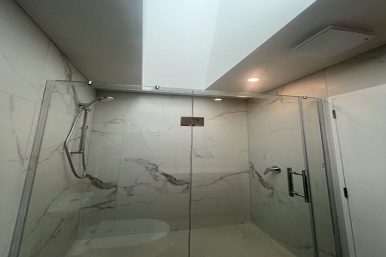 Photo of property in 15 Kerr Street, Devonport, Auckland, 0624