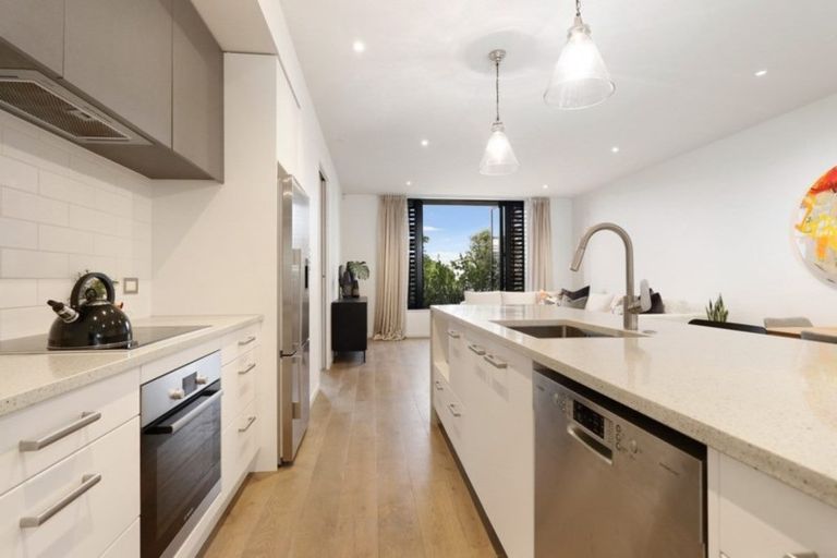 Photo of property in 20 Meteor Road, Hobsonville, Auckland, 0616