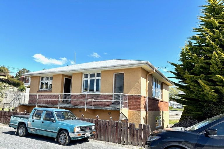 Photo of property in 2 Centennial Avenue, Balclutha, 9230