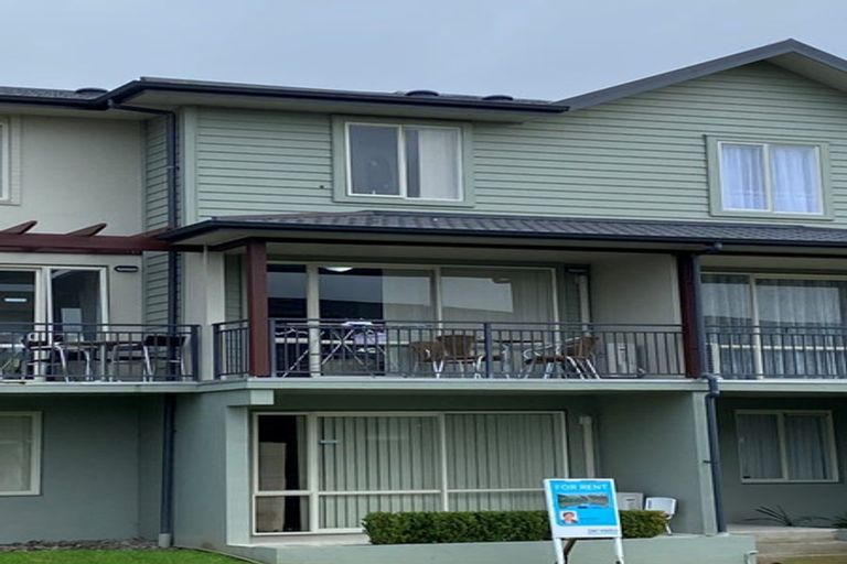 Photo of property in 5/32 Opito Way, East Tamaki, Auckland, 2013