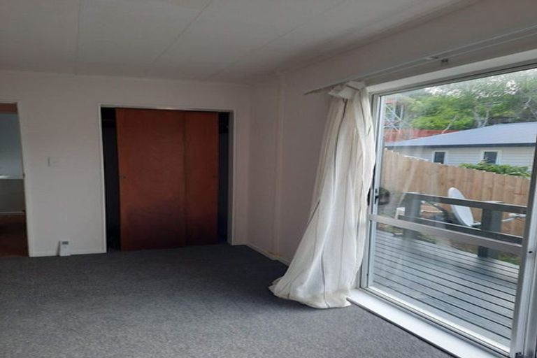 Photo of property in 30 The Drive, Tawa, Wellington, 5028