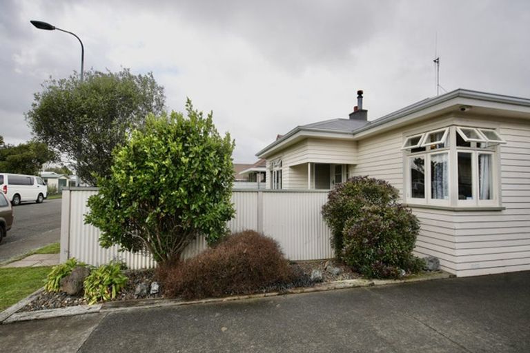 Photo of property in 16 Rata Street, Roslyn, Palmerston North, 4414