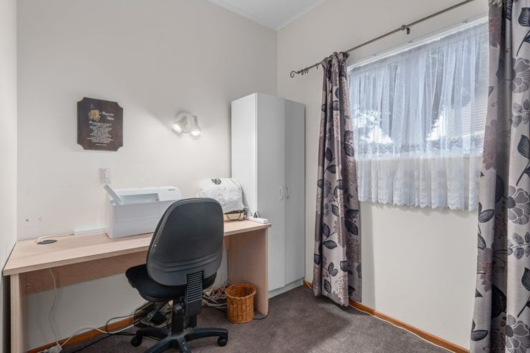Photo of property in 7 Hawtrey Terrace, Johnsonville, Wellington, 6037