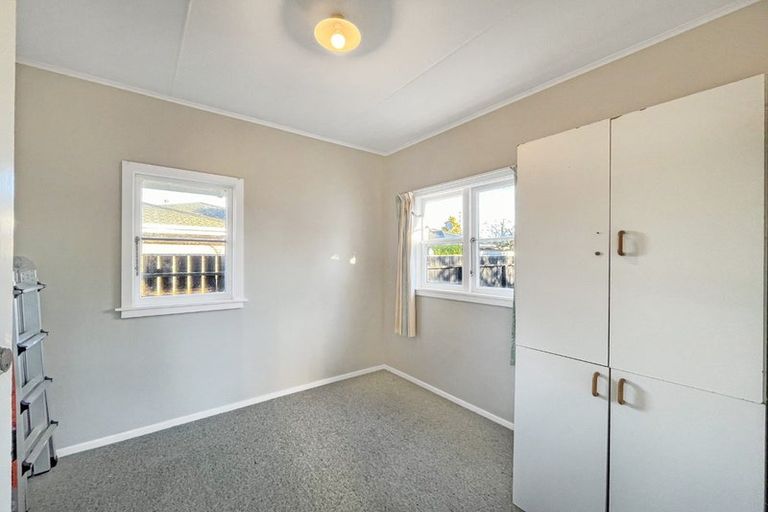 Photo of property in 215 College Street, West End, Palmerston North, 4412