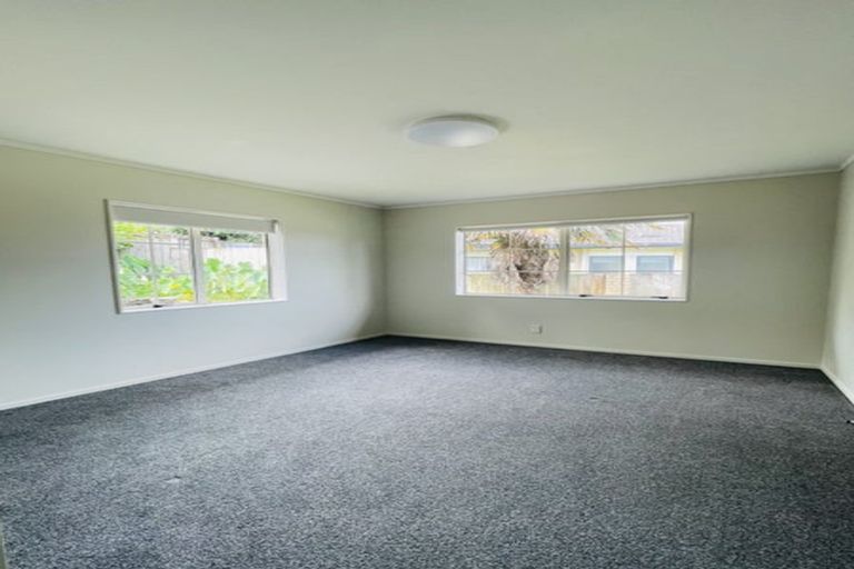 Photo of property in 53 Stratford Road, Manurewa, Auckland, 2105