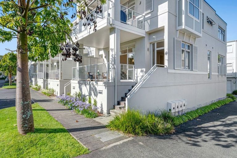 Photo of property in 2 Parkside Drive, Orewa, 0931