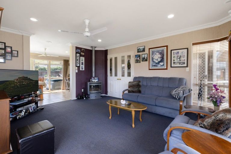 Photo of property in 27 Lotus Avenue, Mount Maunganui, 3116
