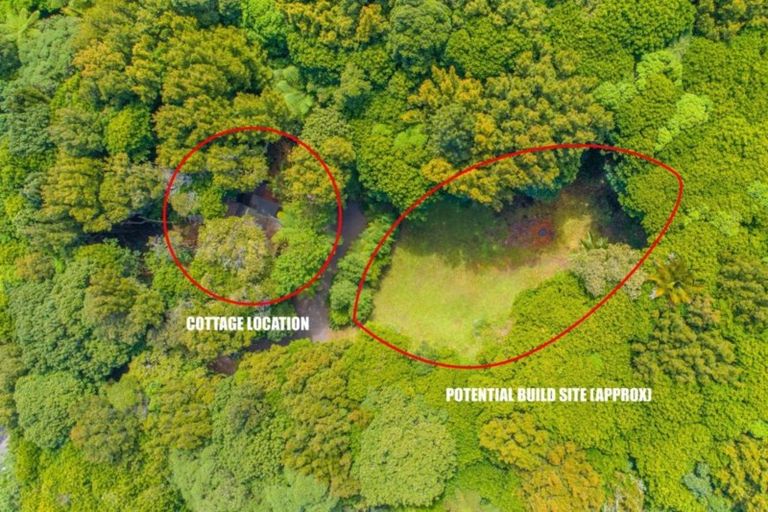 Photo of property in 23b Kakariki Grove, Waikanae, 5036