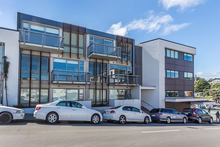 Photo of property in Masina Apartments, 204/80 Riddiford Street, Newtown, Wellington, 6021