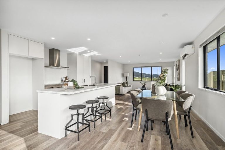 Photo of property in 40 Kohekohe Drive, Owhata, Rotorua, 3010