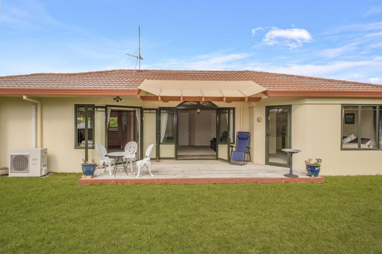 Photo of property in 15 Loveridge Place, Morrinsville, 3300