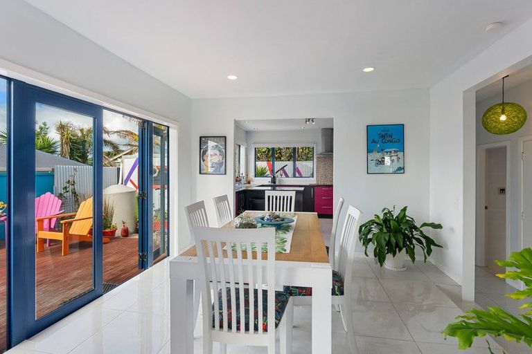 Photo of property in 100b Marine Parade, Otaki Beach, Otaki, 5512