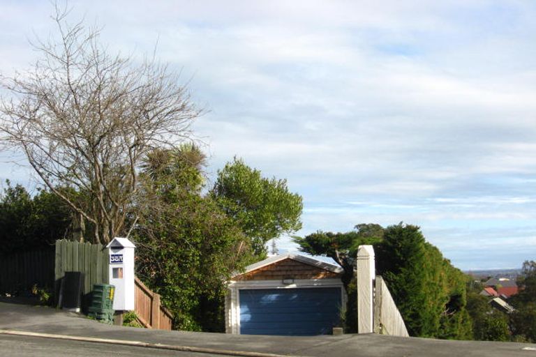 Photo of property in 38 Hackthorne Road, Cashmere, Christchurch, 8022