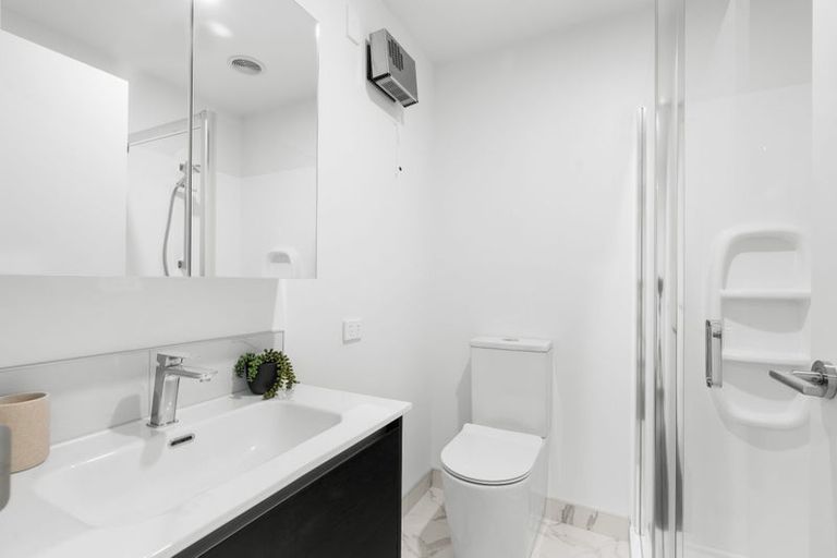 Photo of property in 3/28 Deloraine Street, Somerfield, Christchurch, 8024