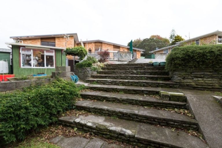 Photo of property in 12 Hillside Crescent, Westown, New Plymouth, 4310