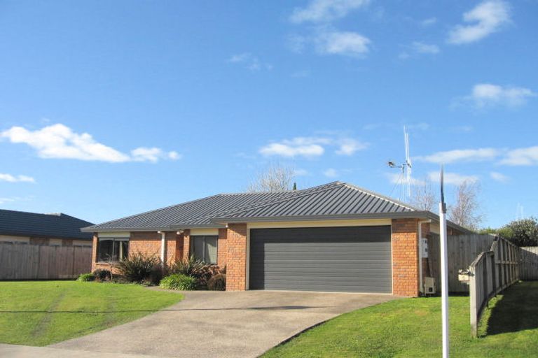 Photo of property in 6 Northmeadow Drive, Rototuna, Hamilton, 3210