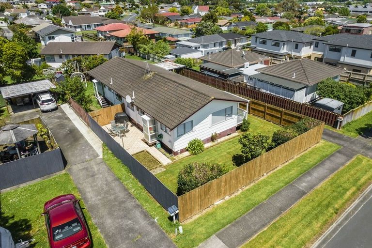 Photo of property in 1/539 Pakuranga Road, Howick, Auckland, 2010
