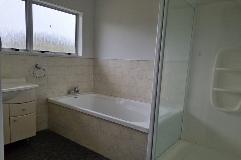 Photo of property in 20 Staithes Drive North, Whitby, Porirua, 5024