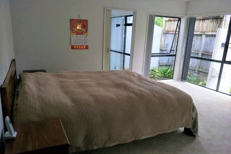 Photo of property in 1 Chiania Place, Somerville, Auckland, 2014