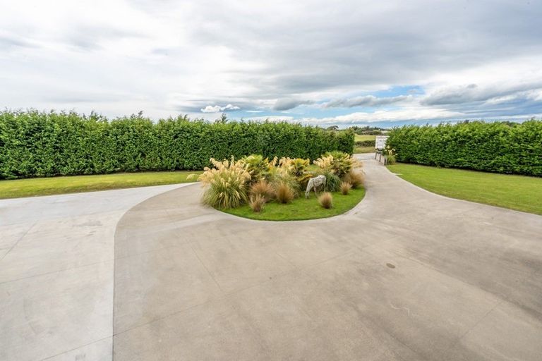 Photo of property in 156 Black Road, Otatara, Invercargill, 9879