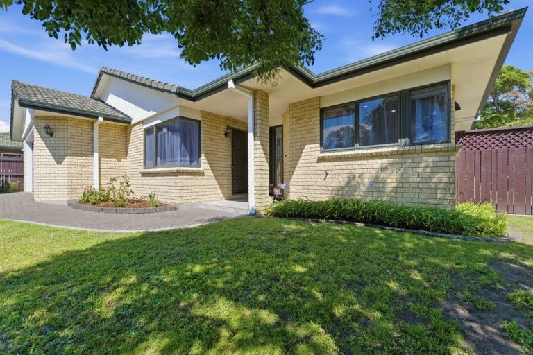 Photo of property in 10 Denny Hulme Drive, Mount Maunganui, 3116