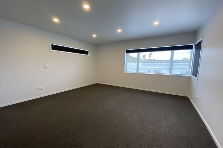Photo of property in 107 Glenvar Road, Torbay, Auckland, 0630