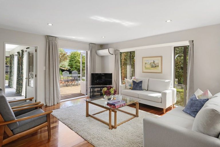 Photo of property in 79a Jeffreys Road, Fendalton, Christchurch, 8052