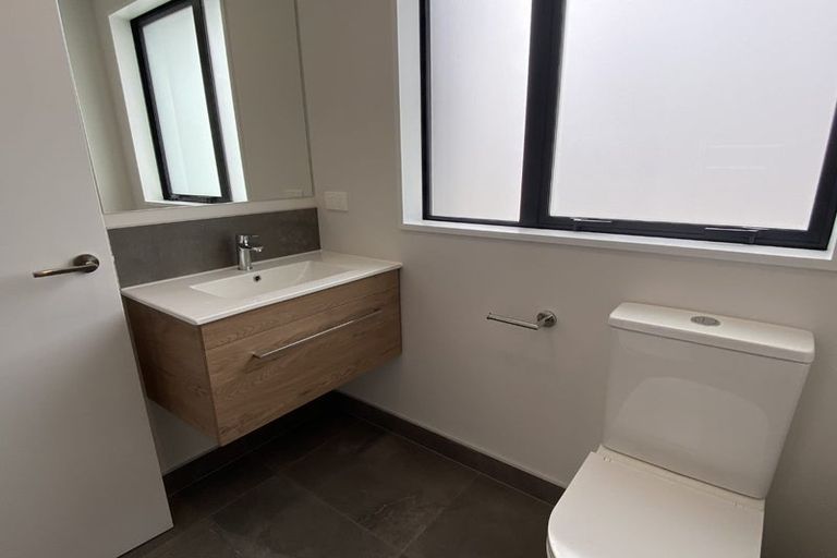 Photo of property in 35 Charles Street, Waltham, Christchurch, 8011