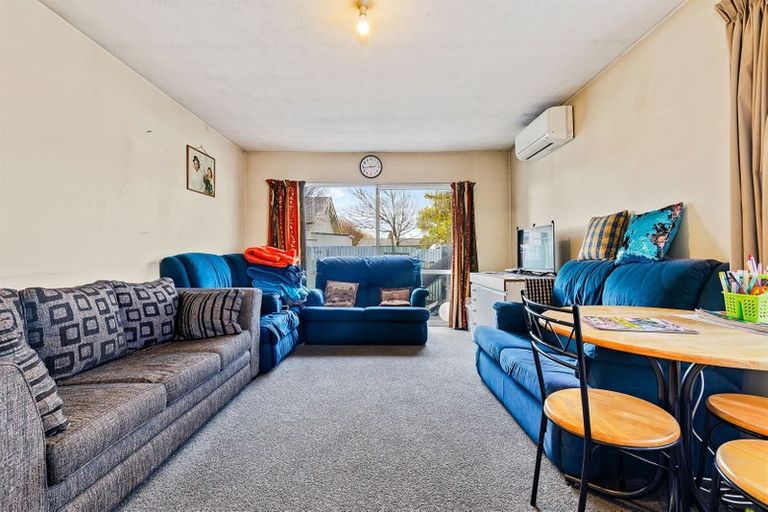 Photo of property in 2/11 Rutherford Street, Woolston, Christchurch, 8023