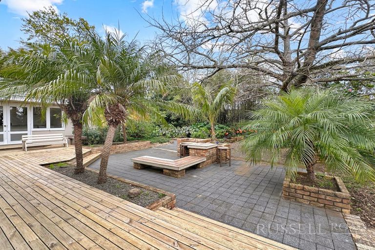 Photo of property in 27 Pa Road, Kerikeri, 0230