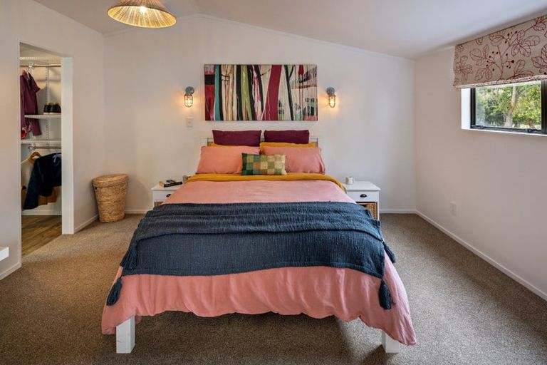 Photo of property in 28 Horotane Valley Road, Heathcote Valley, Christchurch, 8022