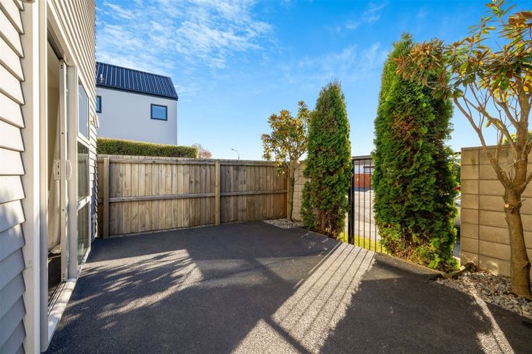 Photo of property in 1/49 Maxwell Street, Riccarton, Christchurch, 8041