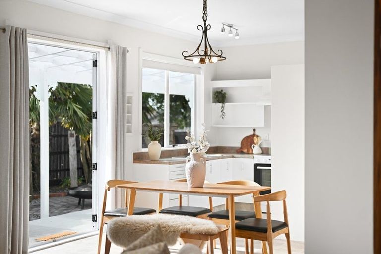 Photo of property in 1 Winter Street, Fairfield, Hamilton, 3214