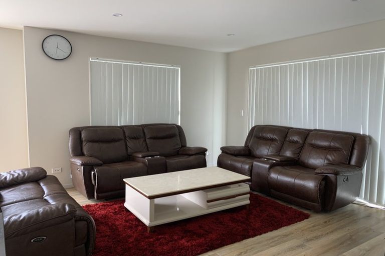 Photo of property in 17 Kapia Drive, Takanini, 2112