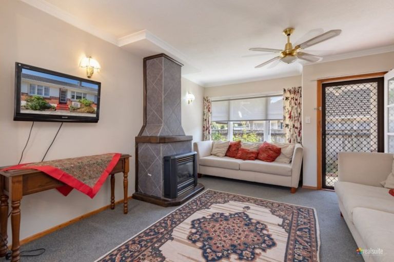 Photo of property in 5 Lane Street, Wallaceville, Upper Hutt, 5018