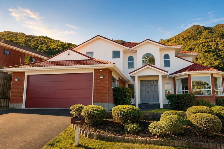 Photo of property in 4 Ridvan Grove, Ngaio, Wellington, 6035