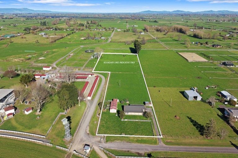 Photo of property in 52 Racecourse Road, Te Aroha, 3393