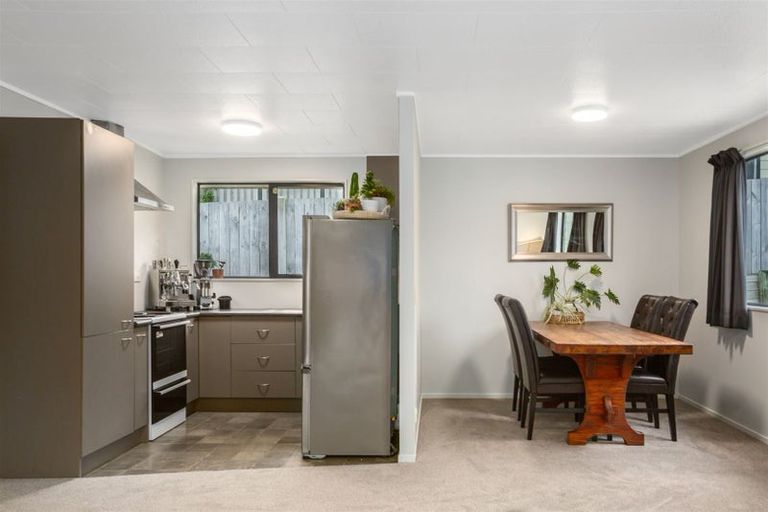 Photo of property in 21a Rose Street, Ranui, Porirua, 5024