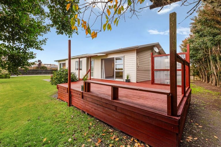 Photo of property in 15 Lowburn Avenue, Waipu, 0510